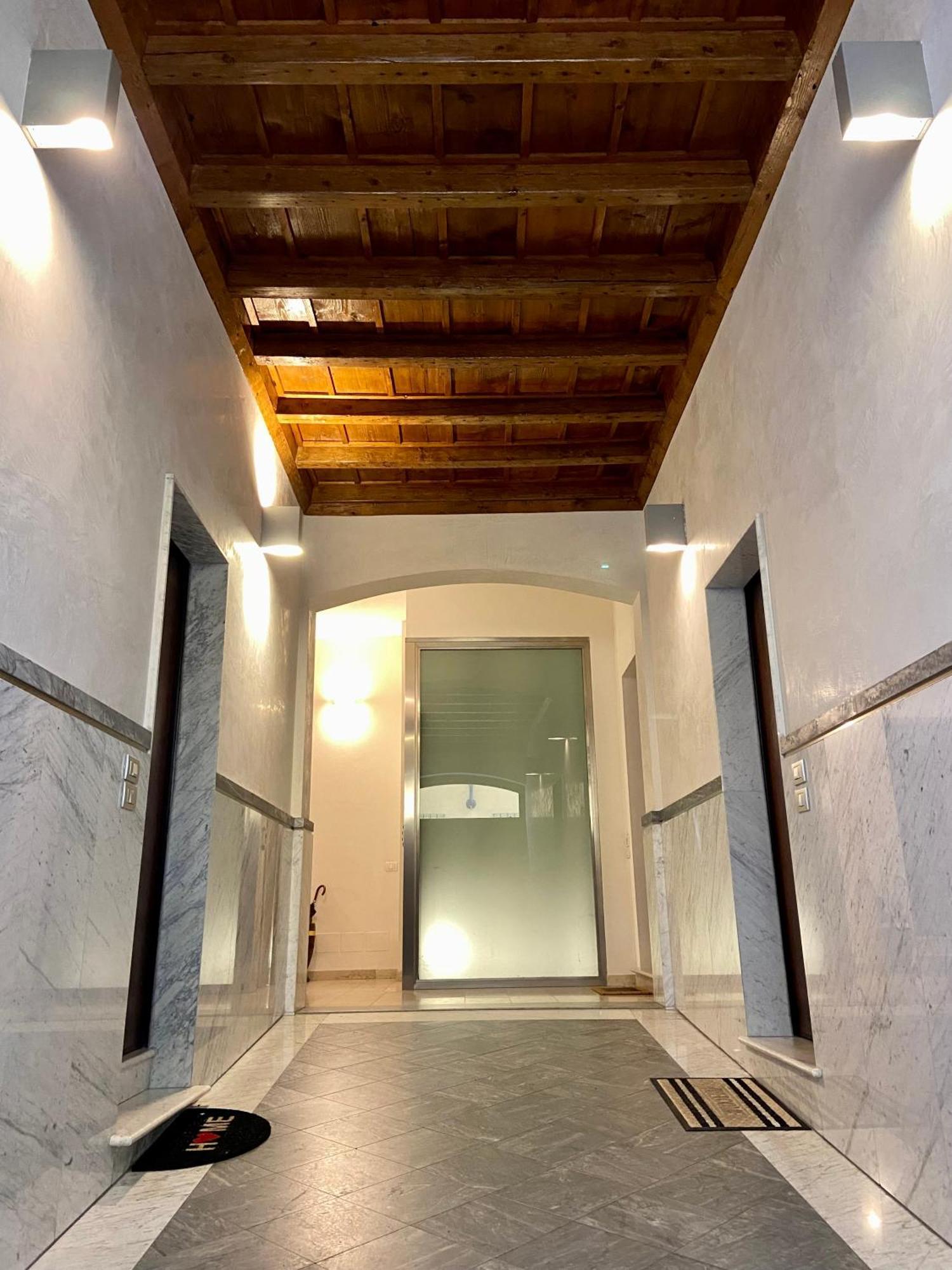 Apartamento Residenza Corrado By Almanova Residenze Mantua Exterior foto